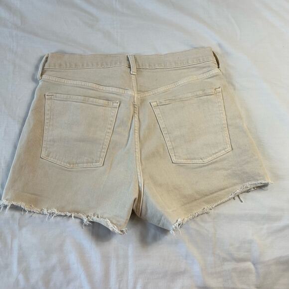 Old Navy Women's 14 Sky-Hi A-Line Beige Raw Hem Shorts Button Front - Picture 6 of 8